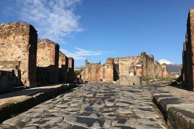 Pompeii Private Tour with Expert Guide - Theatres and the Square: learning to read public Pompeii