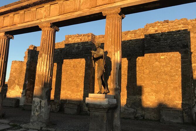 Pompeii Private Tour with expert local guide - Should you book this private Pompeii tour?