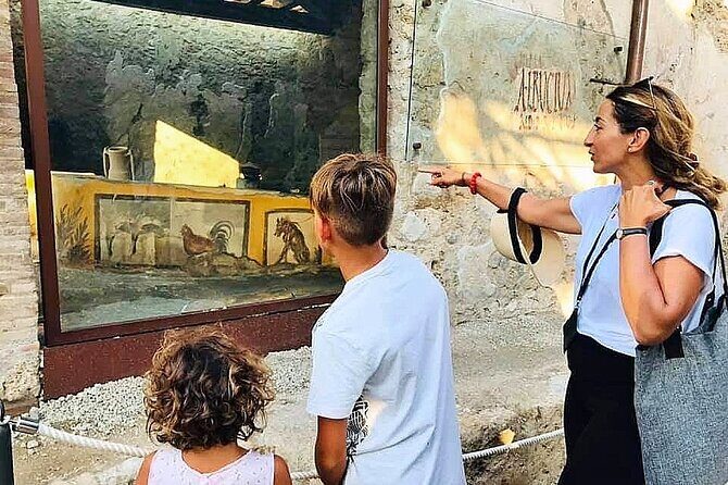 Pompeii Private Walking Tour with Expert and Authorized Guide - Key things you’ll like