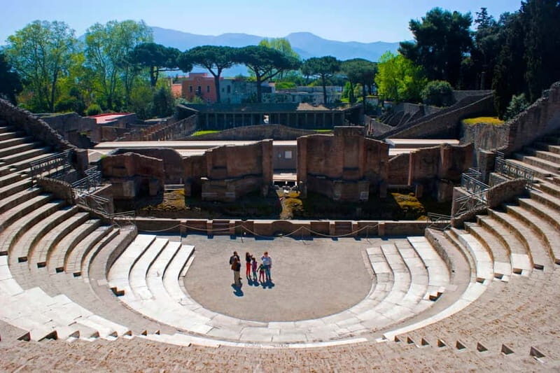 Pompeii Ruins 2-Hours Guided Tour and priority entry ticket - After the guided tour: explore without losing your mind