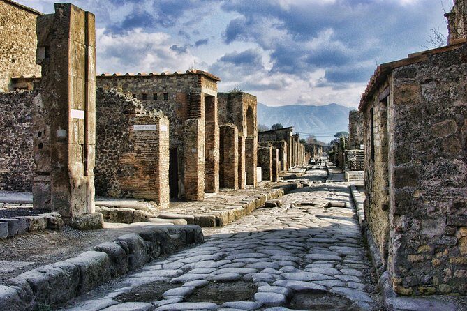 Pompeii ruins - The price: how $277.82 per group can be good value