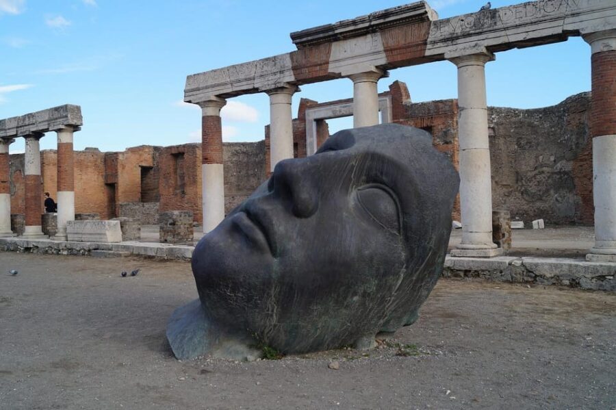 Pompeii: Ruins Tour and Mount Vesuvius Horseback Ride - The van rides: short transfers that keep the day from dragging