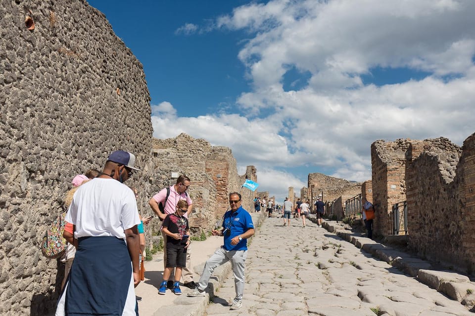 Pompeii: Skip-the-Line Guided Tour - Practical Tips: Shoes, Sun, and What You Can Bring