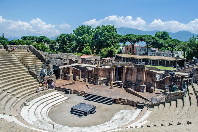 Pompeii: Skip-the-line-Ticket with Guided Tour - Archaeologist-Style Guidance: How the Story Comes Together