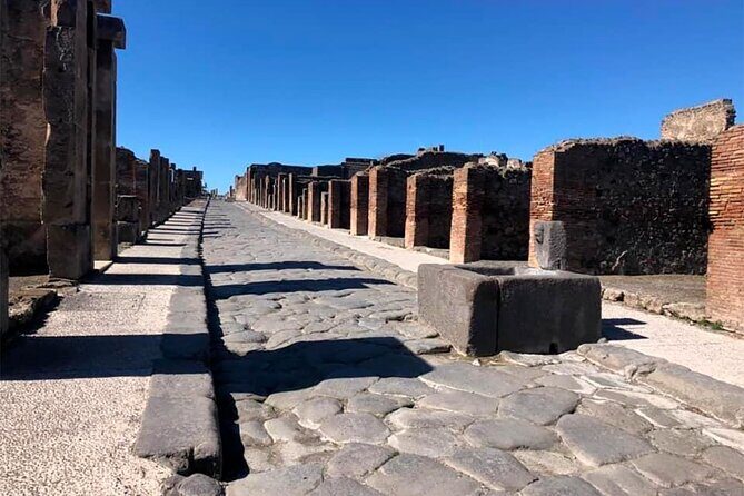 Pompeii small group tour with skip-the-line entrance included - Guides: Claudia, Vincenzo, and Bernadette (the human difference)