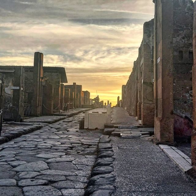 Pompeii Sunset tour for small group - Who should book this Pompeii sunset tour