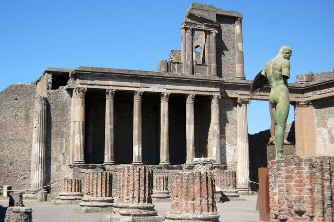 Pompeii the Ancient City (Tour+Transfer) - Getting to Pompeii: Shuttle Pickup Works, Just Not Like a Taxi
