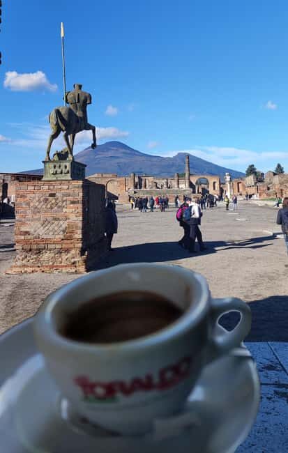 Pompeii Tour with Archaeological Expert and Lunch - The big anchors: Basilica and the Roman Forum (Foro Civile di Pompei)