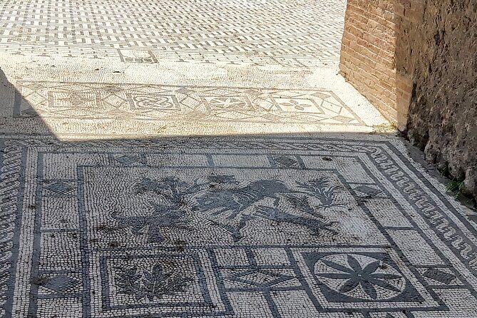 Pompeii tour with archaeologist - Stop 5: Hotel Vittoria as a city gateway moment
