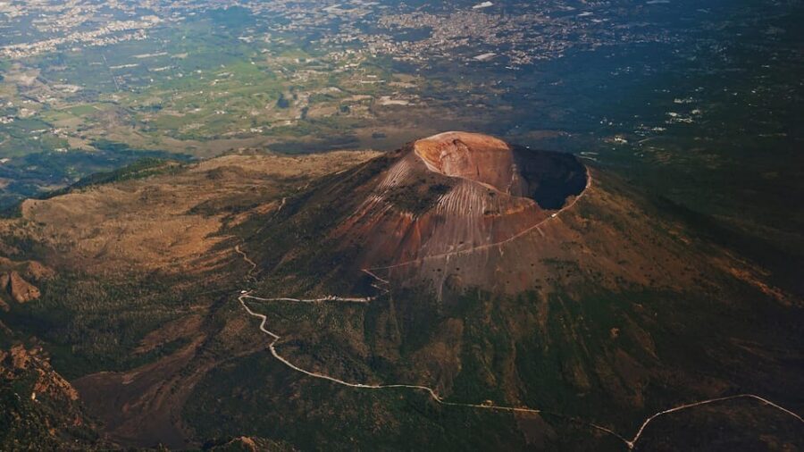 Pompeii & Vesuvius - Pompeii’s official 2-hour walk: why the timing works