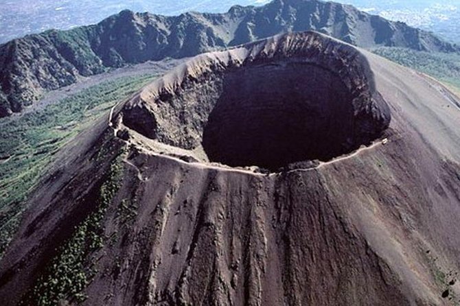 Pompeii Vesuvius Sorrento from Naples - Your Driver and the Naples Logistics Advantage
