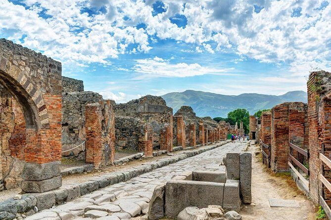 Pompeii Walking tour with Guide and ticket - Pompeii’s Ruins: What You’re Seeing Beyond the Postcard