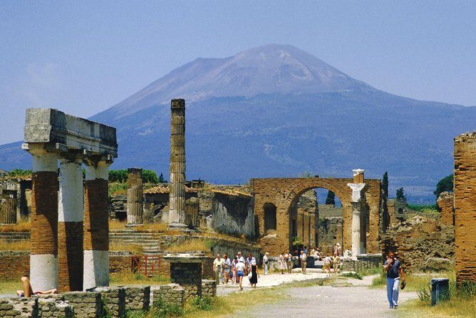 Pompeii Walking tour with Guide and ticket - Should You Book This Pompeii Walking Tour With Ticket?