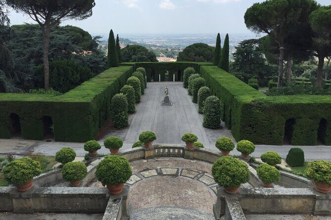 Pontifical Villa Gardens at Castel Gandolfo Audio-Guided Minibus Tour - The loop and timing: what an hour feels like