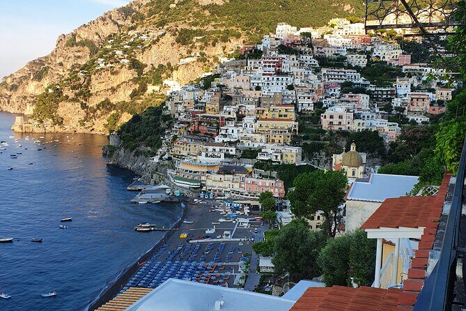 Positano : Private Transfer from Naples visit Pompeii - Your air-conditioned private ride (and why it matters)