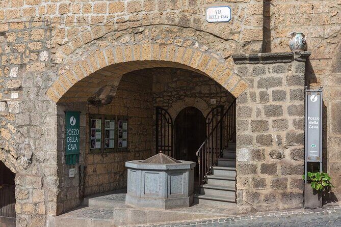 Pozzo della Cava Admission Ticket - What about buying pottery at the end?