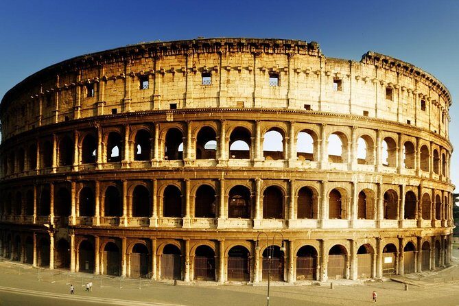 Premium Colosseum, Palatine Hill & Roman Forum Private Tour - Why the Colosseum–Forum–Palatine order makes sense in 3 hours
