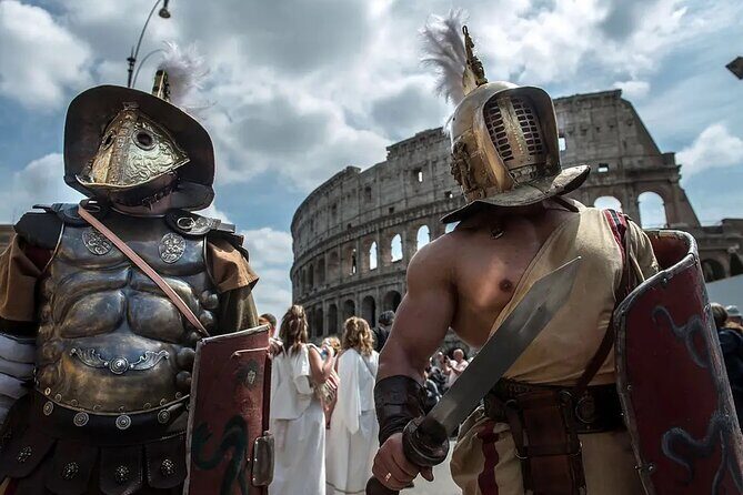 Premium Colosseum, Palatine Hill & Roman Forum Private Tour - Palatine Hill in 1 hour: views, status, and a slower tempo