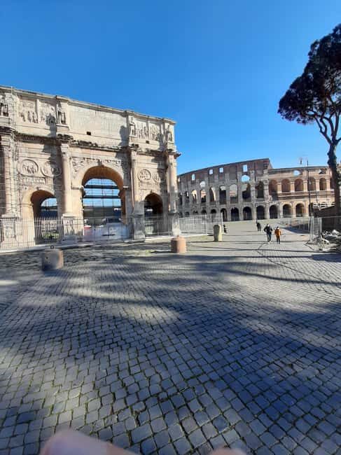 Private 1.5-Hour Family-Friendly Tour of the Colosseum - Construction Clues You’ll Spot on the Ground Floor