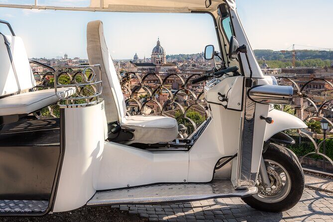 Private: 3 hours ETuk Tour in Rome - Circus Maximus, Roman Forum, and Piazza Navona in Quick Hits