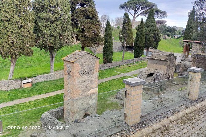 Private Archaeologist service to explore Pompeii's secrets any time ticket incl. - Getting your timing right: a focused route that avoids the worst crowds