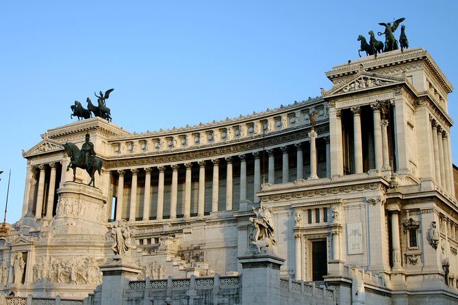 Private City Tour 4 hours in Rome with Hotel Pick-Up - Trevi Fountain: the must-see stop that still benefits from guidance