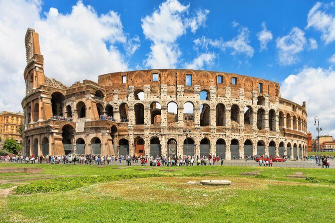 Private Colosseum Roman Forum and Palatine Hill with Pick Up - Hotel pickup and reserved entry: the real value