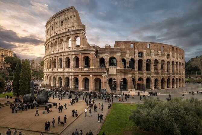 Private Colosseum Tour with Roman Forum & Palatine Hill - Colosseum skip-the-line: what you actually get in 90 minutes