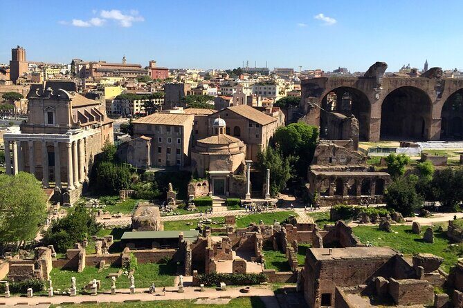 Private Colosseum Wheelchair Tour - Entering the Colosseum: arena access and the floors that change everything
