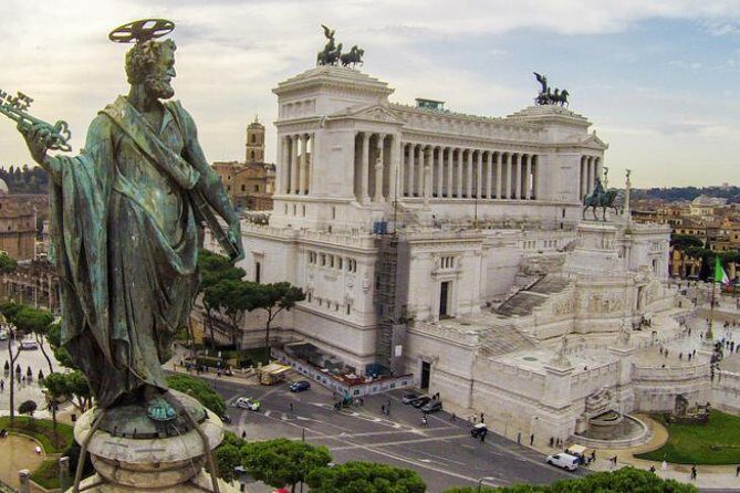 Private Day Tour in Rome with Driver - from Your Hotel - St. Peter’s Square Under Bernini’s Colonnades: Big Space, Clear Payoff
