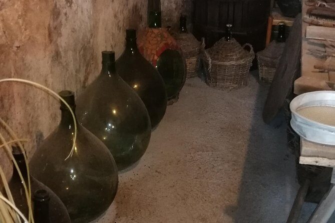 Private day tour: Pompei, Ravello and Amalfi. - Small-group comfort: 6 to 8 people, private means private