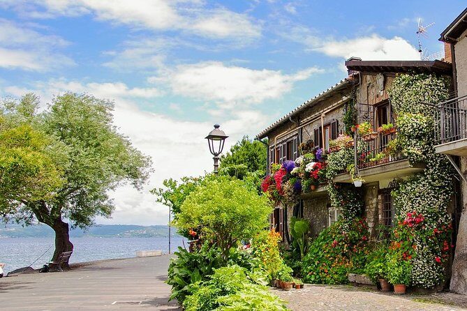 Private Day Trip from Rome: Bracciano Lake and Surrounding Areas - Calcata: the medieval hill town for art lovers