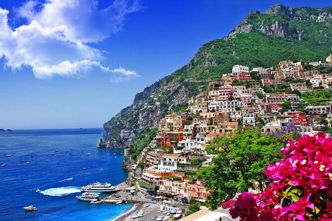 Private Day Trip from Rome to Amalfi Coast and Ruins of Pompeii - Positano vs Sorrento: make the one-hour 15 minutes count