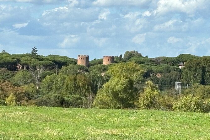 Private E-bike tour of Appian way, Aqueduct & catacombs with food - Villa Maxentius and the Circus of Maxentius: Imperial Remains in a Quiet Pocket