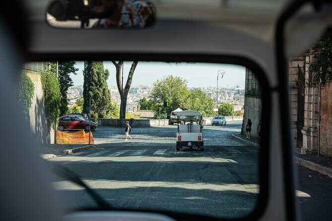 Private Electric Tuktuk Tour of Rome with Prosecco and Pickup - The ride itself: breezy, quick, and cobblestones reality check