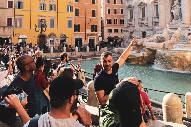 Private Exclusive Rome Walking Tour in English or Spanish - Fontana di Trevi by night: the iconic face with kinder light
