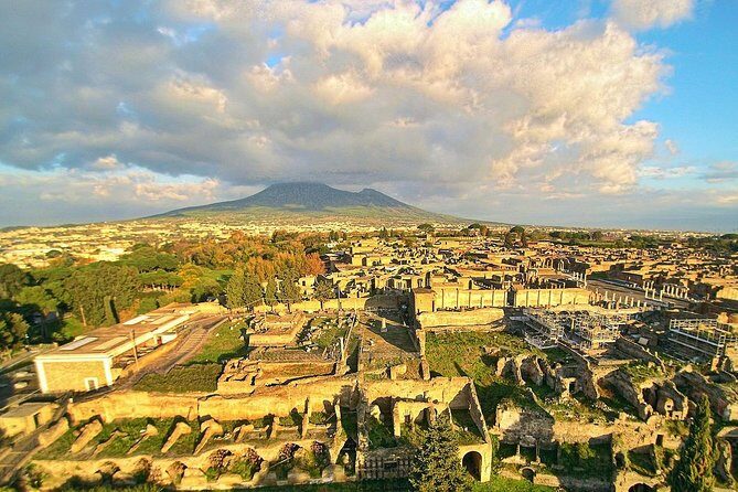 Private Excursion to Pompeii and Amalfi Coast from Naples Cruise Port or Hotel - Pompeii timing plus coastal stops: how the day actually flows