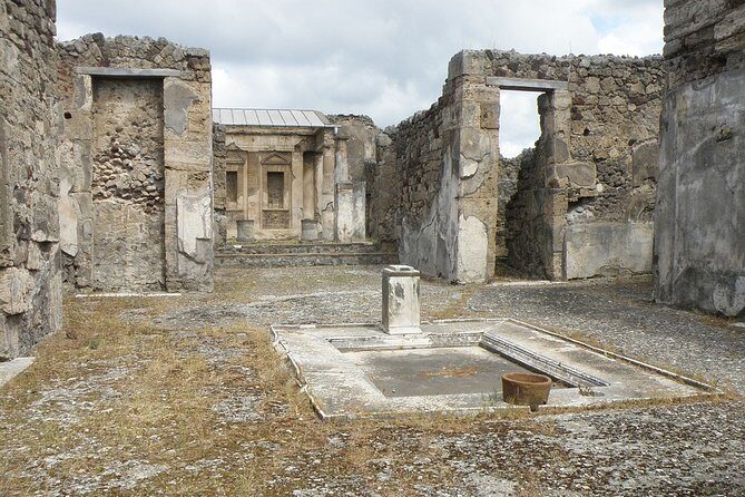 Private Full Day Tour to Pompeii and Amalfi Coast from Rome in Fast Train - Price and Logistics: where the money really goes