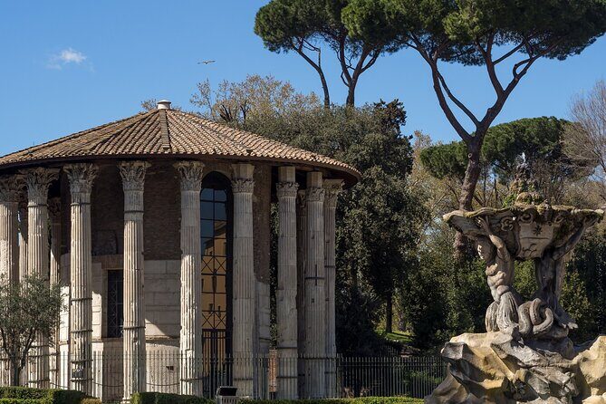 Private Golf Cart Tour in Rome - Santa Maria Sopra Minerva and the Minerva “Chick”: Art With a Smile