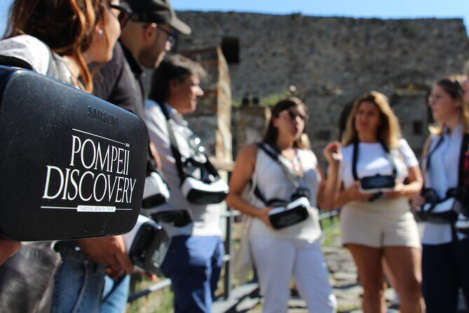 Private Guided Tour and VR Headsets in the Ancient Pompeii - Walking Pompeii’s Archaeological Park With a Guide