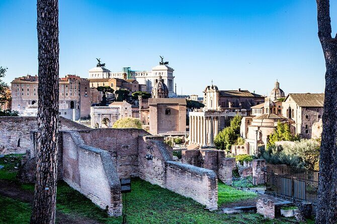 Private Guided Tour in the Colosseum and Ancient Rome - Why the private guide format is worth it here