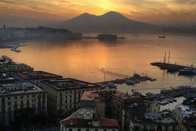 Private Guided Tour Of Naples Historic Center & Pompeii - San Gennaro sites and a Pizza Margherita finish in Naples