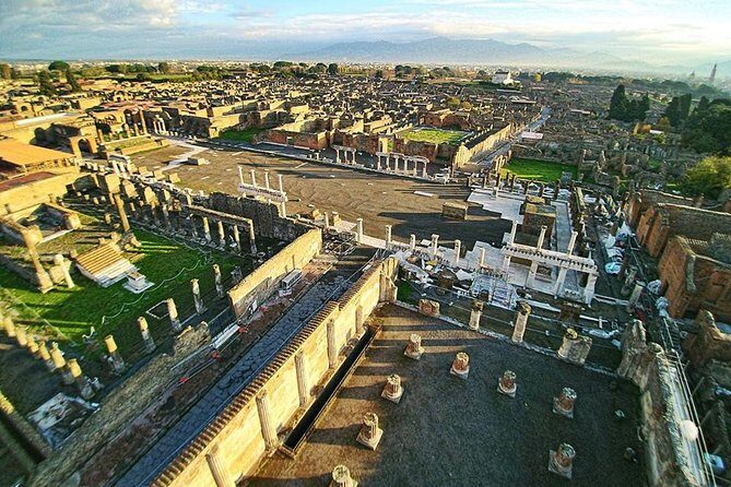 Private Guided Tour of Pompeii and Herculaneum - Pompeii Archaeological Park: what you get from a focused two hours