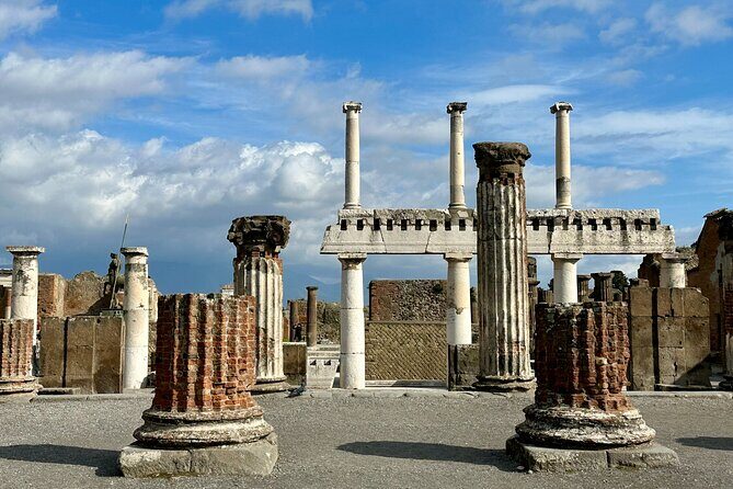 Private Guided Tour of Pompeii Excavations - Where the tour starts and ends (so your day stays simple)