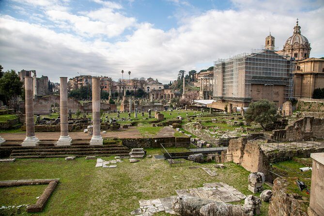 Private Guided Tour of Rome City Highlights Coliseum and Forums - The Colosseum factor: included entry that changes the whole experience