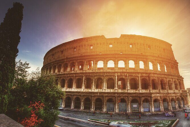Private Guided Tour of the Colosseum and Roman Forum - Entering The Colosseum: engineering, politics, and reserved entry