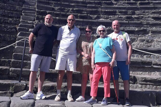 Private half-day tour with expert guide in the archaeological site of Pompeii - Via dell’Abbondanza: Pompeii’s Shopping and Meeting Street