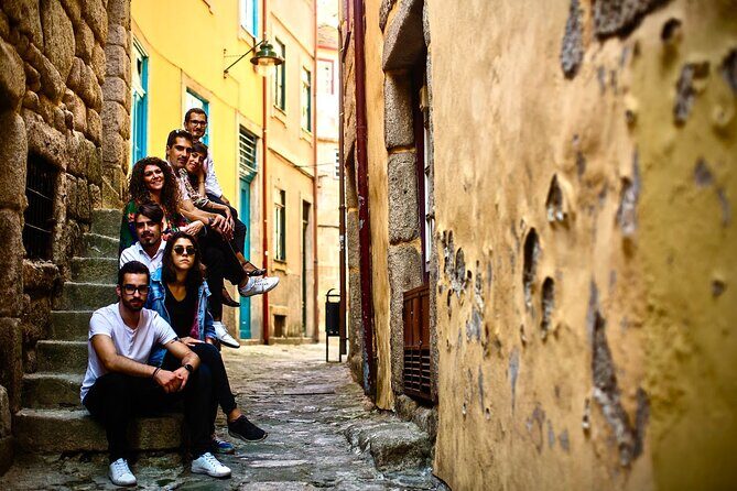 Private Naples Culinary Tour: Pizza, Wine & Local Tastings - Piazza Bellini aperitivo: Naples takes a pause the local way