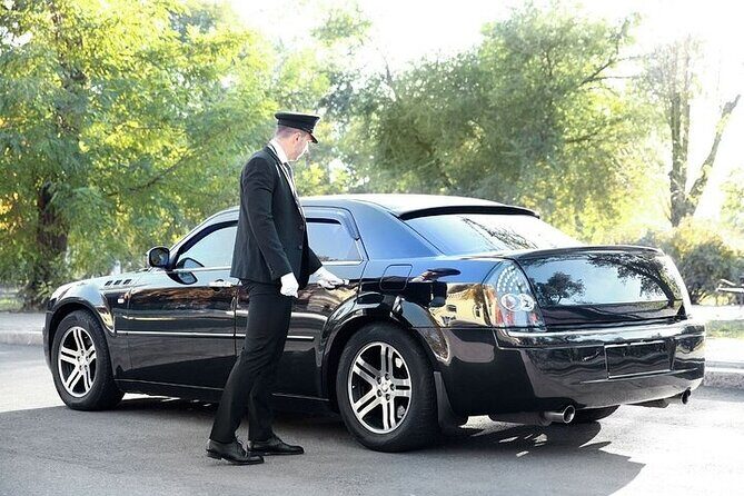 Private One way Transfer Rome Fiumicino Airport to Rome - Drop-Off in Rome: Getting You to the Right Door