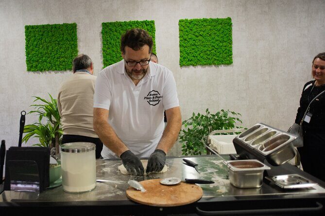 Private Pizza Making at your door by Maestro Giuseppe - Timing, Pickup, and Small-Group Comfort in Rome
